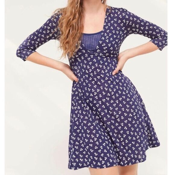 NWT Urban Outfitters Mercer Plunge Mini Dress - Picture 2 of 4